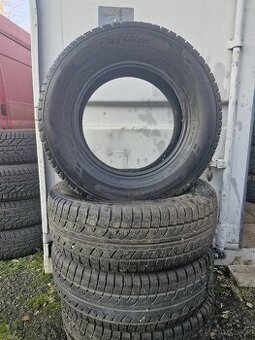 Zimní Fortune 235/65r16C