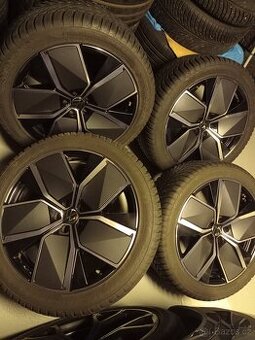 ZANOVNI ZIMNI 21" LEEDS originál VW Touareg r.v. 2023