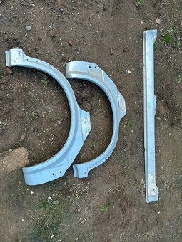 Zadní lem L a P a P práh