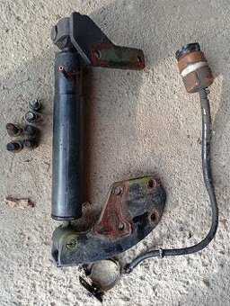 Tlumič řízení zetor