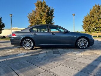 BMW 750i, E65