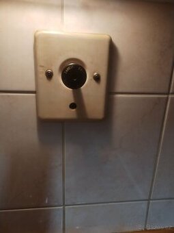 Elektrický vypínač