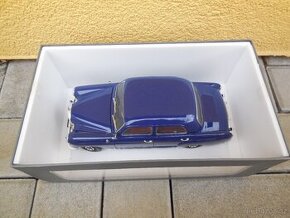 Mercedes-Benz W120 Ponton - 1:18 Revell RARITA