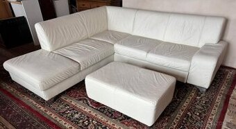 Bílá kožená rohová sedačka s taburetem,5979