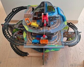 Hape Víceúrovňová vláčkodráha Horský důl