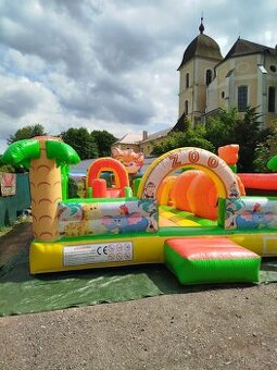 Prodám skákací hrad 66 m stav velmi dobrý 3 roky starý použ