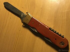 RETRO lovecký nůž s vytahovákem na patrony