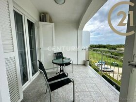 Prodej apartmánu 1+1 (54 m2) s výhledem na moře v chorvatské - 1