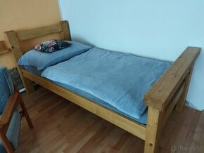 Dřevěná postel masiv + rošt 2ks - 1