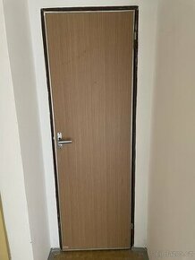 Dveře - 1