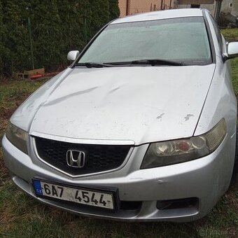 Auto na náhradní díly