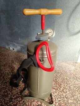 Tlakovy postrikovac 9 litru