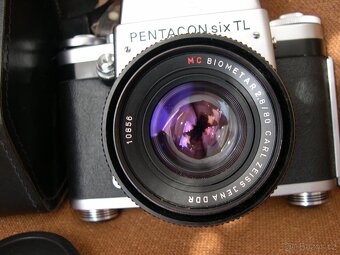 nabízím fotoaparát Pentacon six TL, Biometar 2,8/80 MC