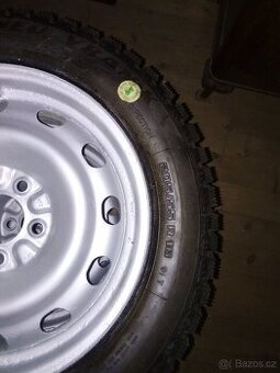 NOVÉ Chrysler 16" 4x zimní obuté kola 300M, sebring, voyage