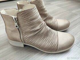 Dámské kožené kotníkové boty vel.38 Italské značky Pittarelo