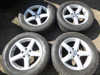 4x orig.alu vw (5x112)zimní pneu nokian 215/60 r16
