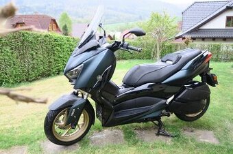 Yamaha XMAX 300 TechMax, r.v. 11/23, 3.400 km