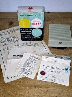 Elektrický vrátnik Tesla 4FP 111, včetně krabičky