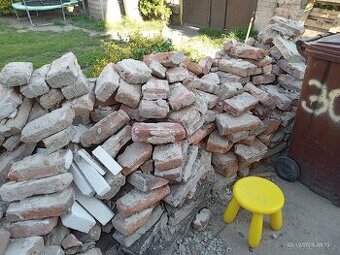 Neočištěné cihly