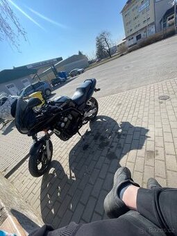 Yamaha fazer - 1