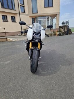 Triumph Speed Triple RR 2400km rv. 2023