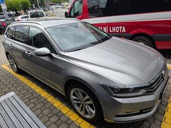 Volkswagen Passat Variant HL 2,0 TDI 4Mot 7DSG 176 kW 2016
