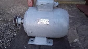 elektromotor 3f MEZ Mohelnice 220/380V/0,75kW/910ot./min
