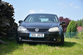 Prodám vw golf 5 1.6 fsi 85 kw na díly nebo kutila