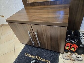 Skříňka Malá
