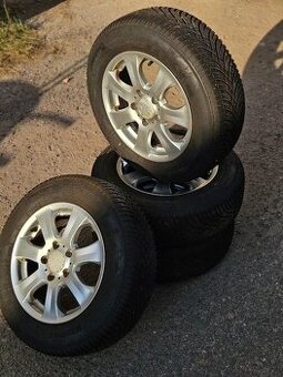 R15 - 5x114,3 6,jx15 et45 pneu 195/65 r15 90%