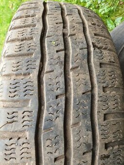 195/70R15 C pneu zimní vzorek 6-9mm