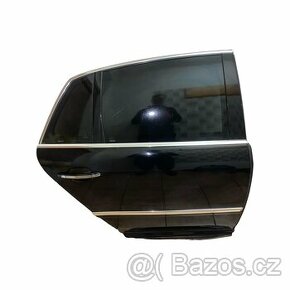 Pravé zadní dveřečerná L041 VW Phaeton 3D r.v. 2005