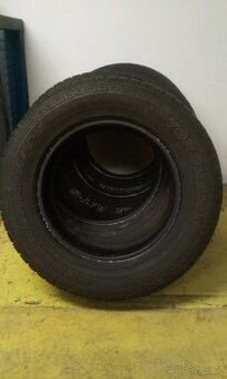 YOKOHAMA 215/70 R16 100S