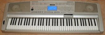 Yamaha Portable Grand DGX 300 (rozsah 6,5 oktávy)