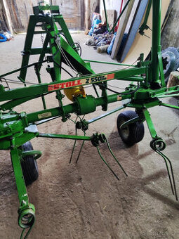 obraceč sena stoll z 550 d hydro v suprovnim stavu