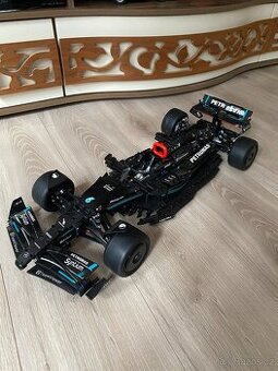 Stavebnice Technic 42171 Mercedes-AMG F1