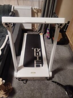 Elektrický běžecký pás