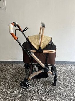 Nový kočárek pro menšího pejska