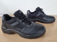 Prodám nove nepoužité pracovní boty, vel.42