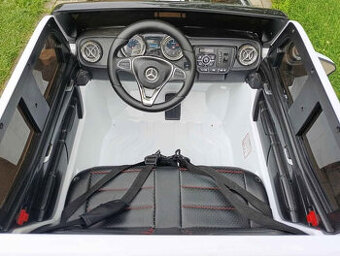 Elektrické Autíčko Mercedes Benz X-Class 4x4 - Policejní