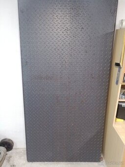 Ocelové plechy vroubkované