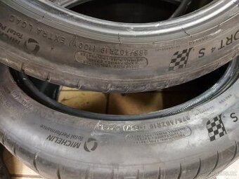 Letní 255/40 R19 Michelin sport 4s,  235, 215, 245, 50, 35