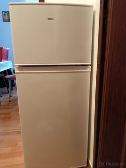 Prodám ledničku s mrazákem