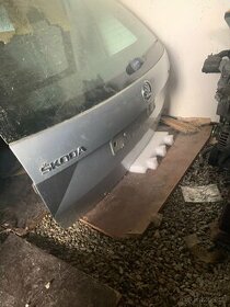Škoda Octavia III víko kufru páté dveře