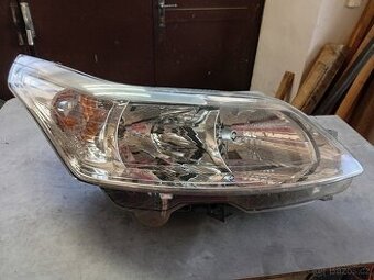 CITROEN C4 II PRAVÝ SVĚTLOMET