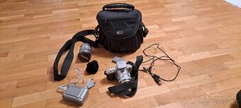 Fotoaparát digitální s příslušenstvím