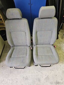 Sedačka sedadlo spolujezdce VW T5 T5.1