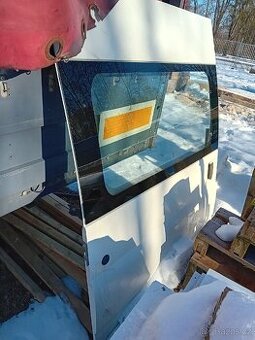 Prodej ND Ford Transit- boční pravé šoupací dveře