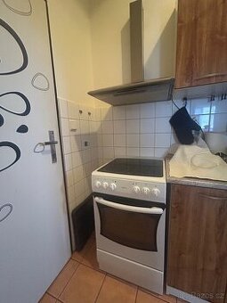 Kombinovaný sporák Amica+ digestoř Mora,cena za komplet