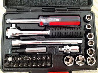 Nová sada nářadí Black + Decker